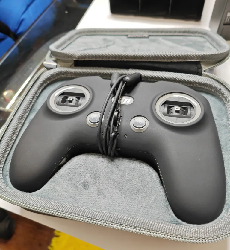 DJI Avata Drone with Accessories image indicator(4)