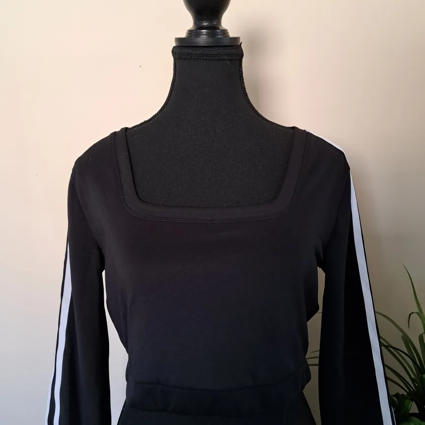 Adidas Crop Top Black White Women's Size Medium Primeblue image indicator(3)