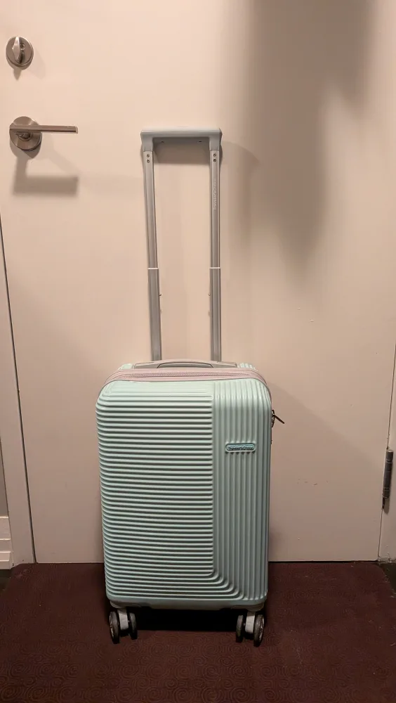 Traveler's Choice Carry-On Suitcase thumbnail