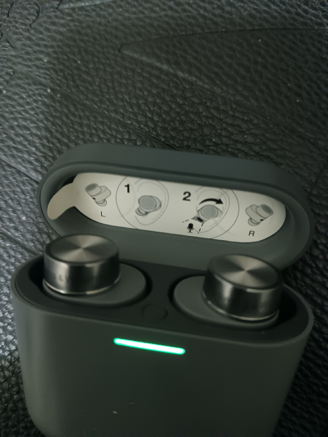 Bowers & Wilkins Pi5 S2 True Wireless Headphones - photo 2