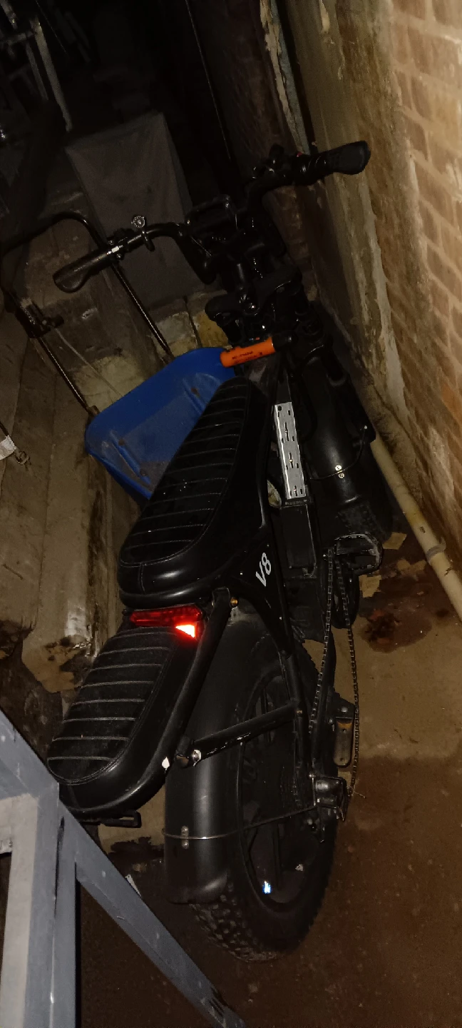 V8 Electric Bike - Black