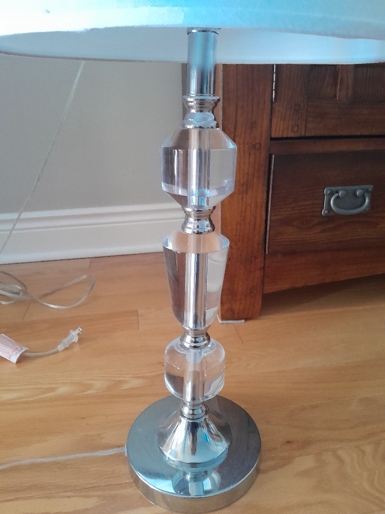 2 Crystal Table Lamps with White Shade - photo 5