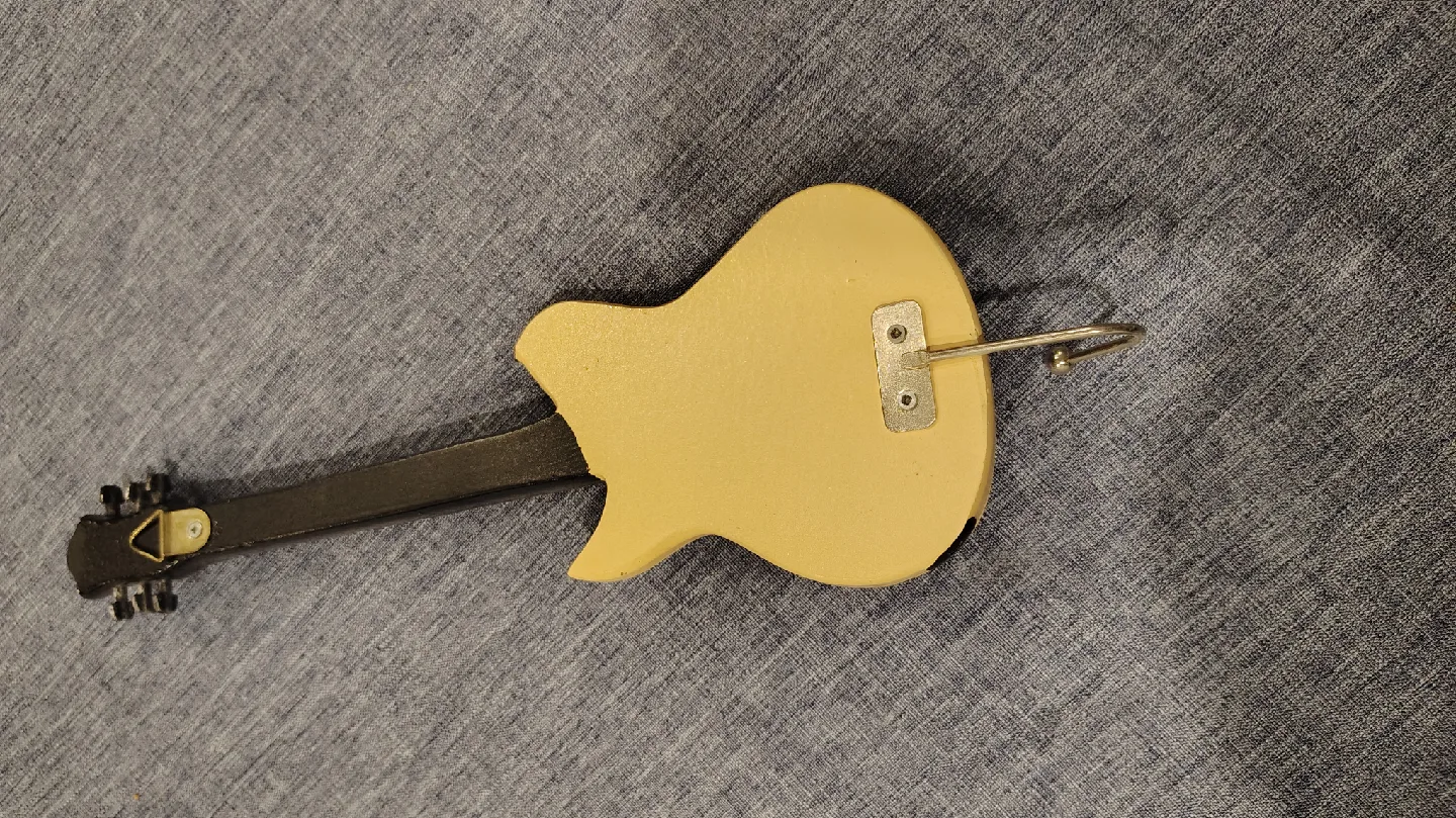 Guitar Wall Hook with Union Jack Design image indicator(2)