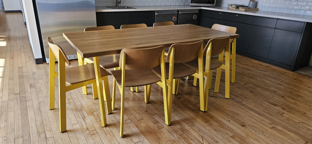 table with 8 chair - photo 2