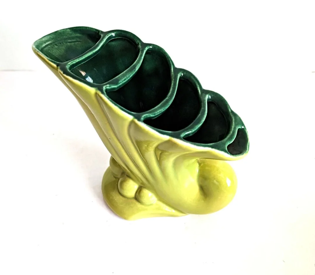 Beauceware Pottery ~ Segmented Cornucopia Flower Vase image indicator(5)