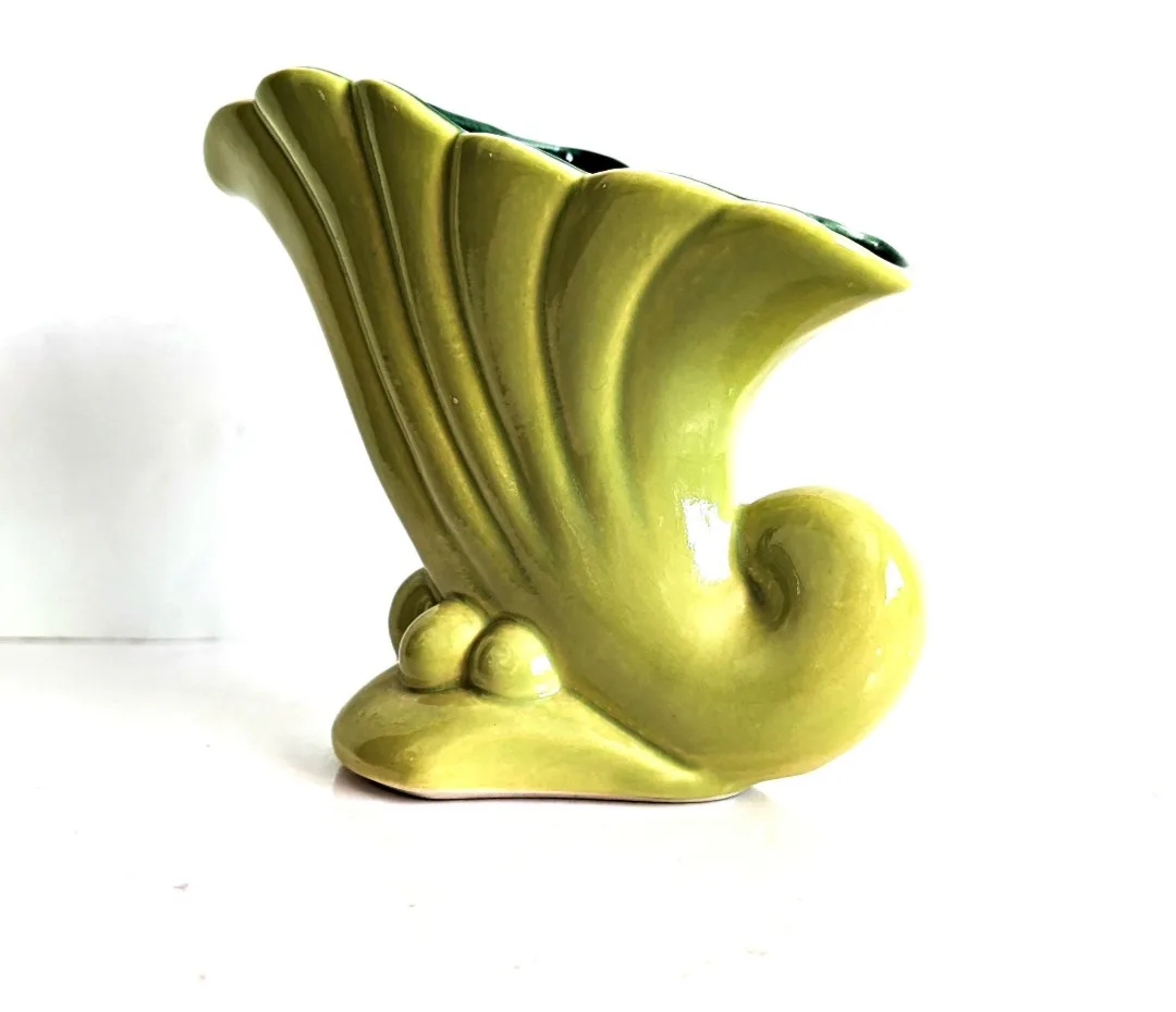 Beauceware Pottery ~ Segmented Cornucopia Flower Vase image indicator(6)