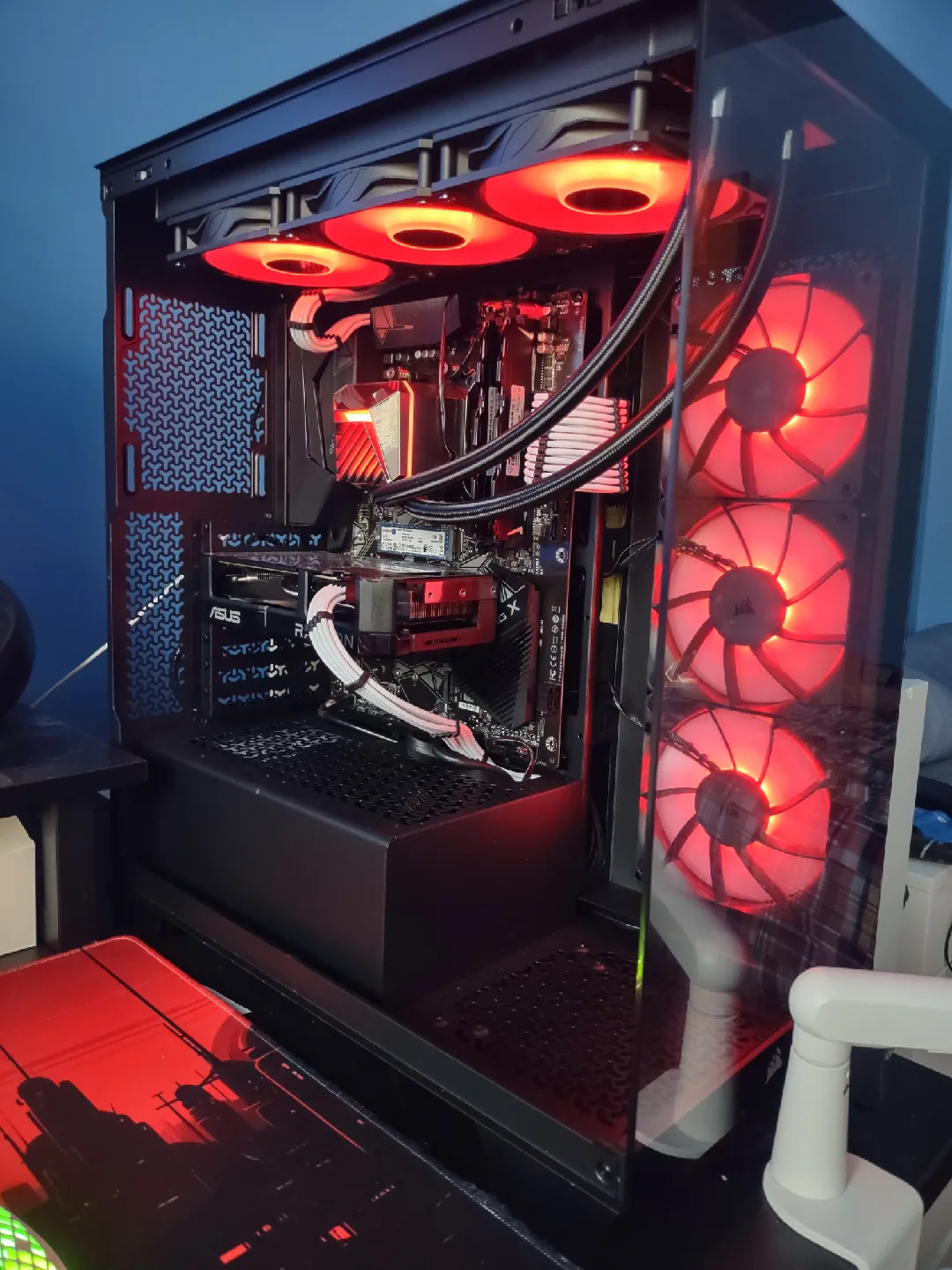 Custom Built Gaming Desktop image indicator(5)