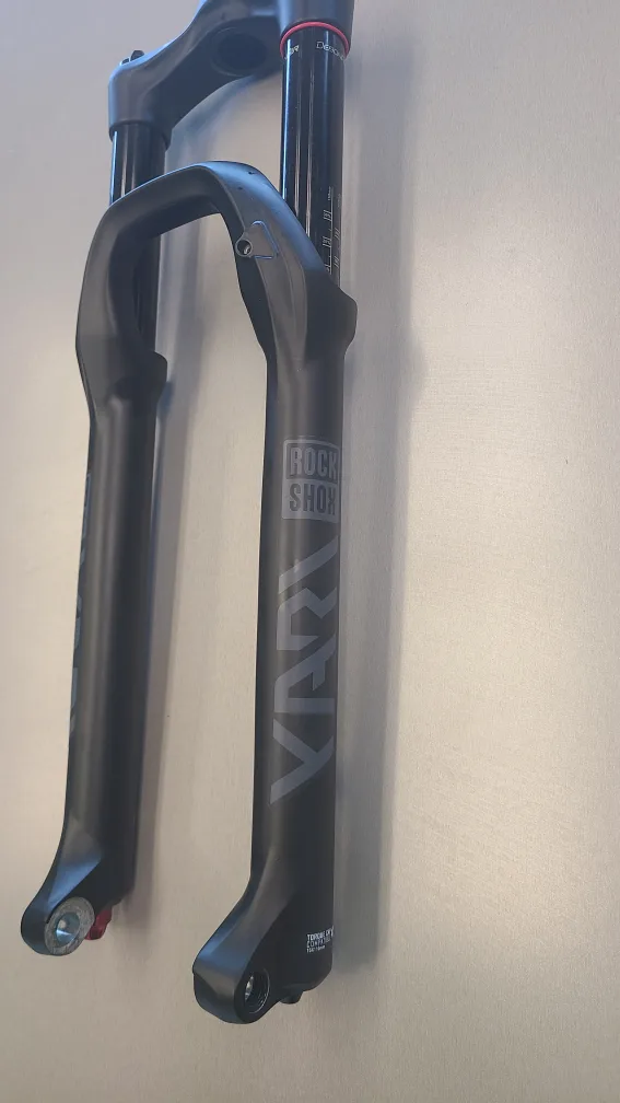 2024 Rock Shox Yari image indicator(2)