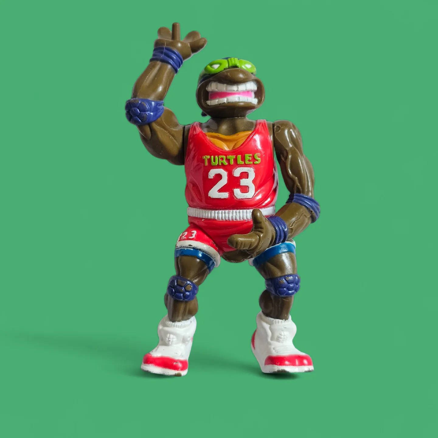 Teenage Mutant Ninja Turtles Basketball Action Figure thumbnail