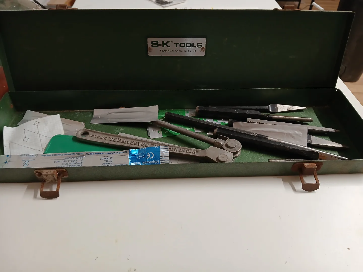 S-K Tools Metal Tool Box image indicator(4)