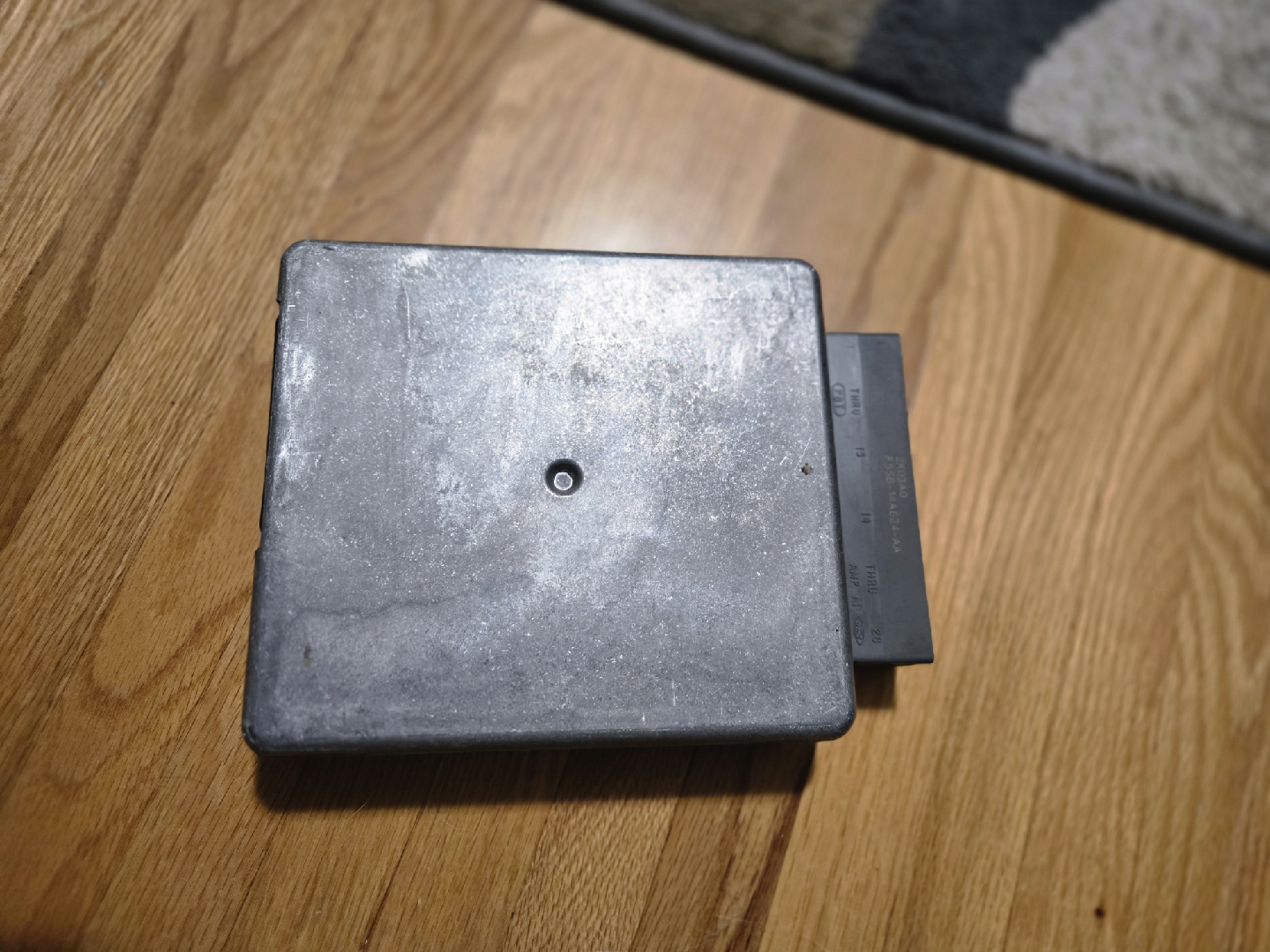 Ford EEC-V LGA2 Engine Control Module