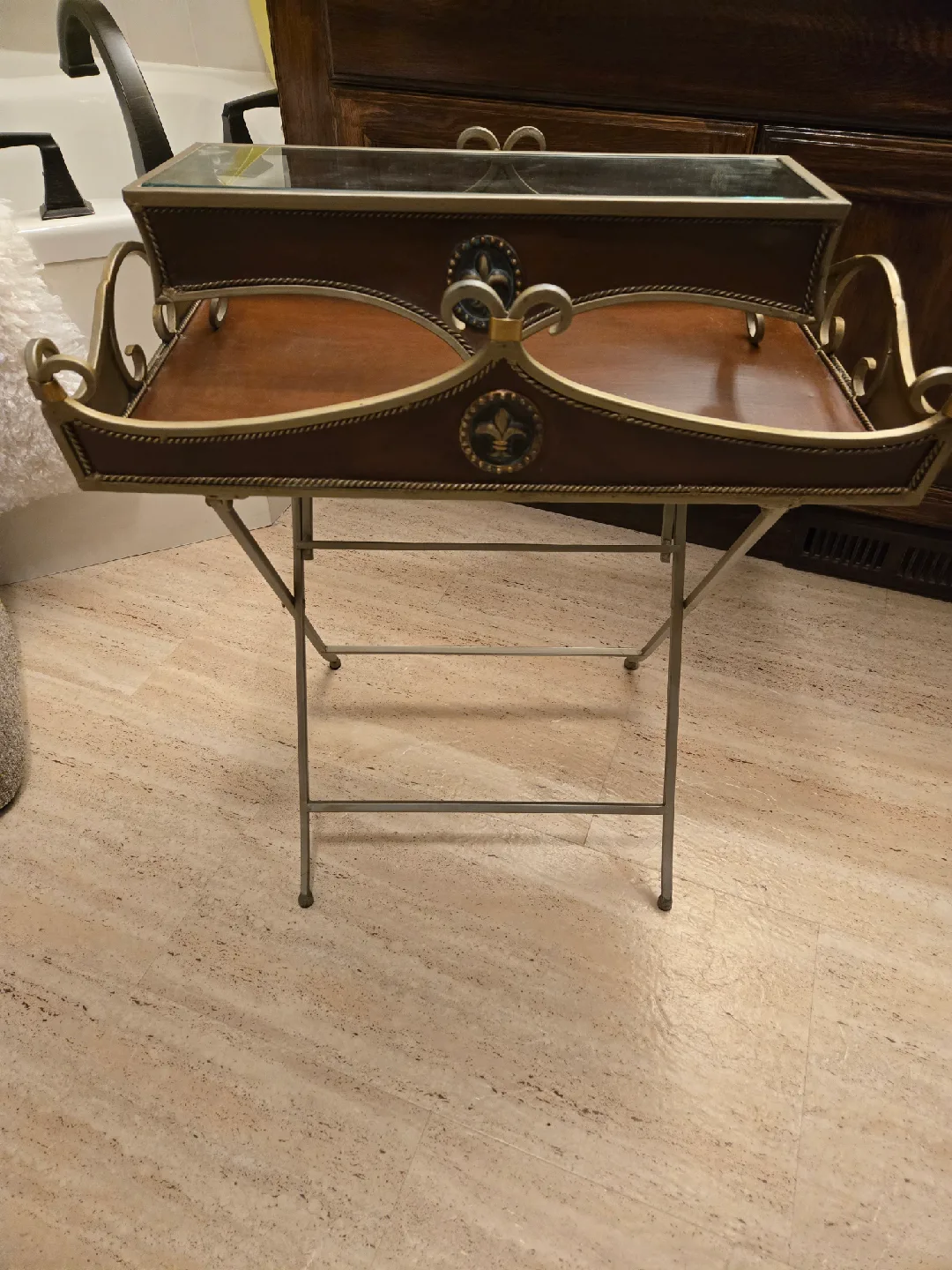 Vintage Style folding table with matching shelf. image indicator(2)