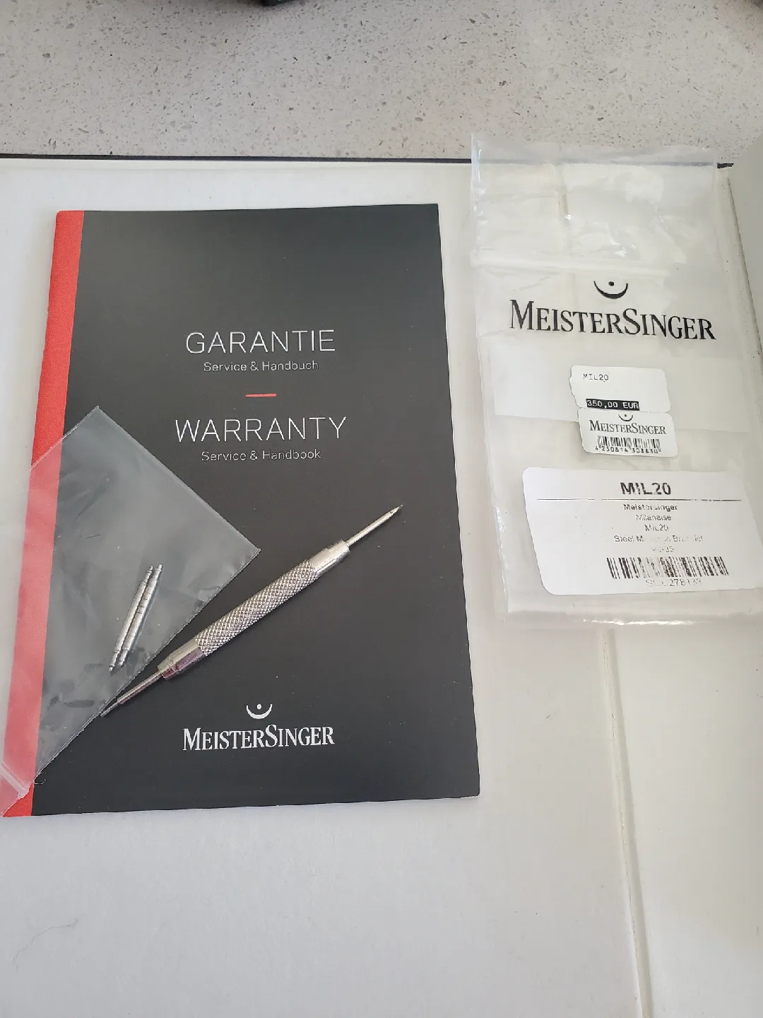 MeisterSinger N°01 Watch with Extra Strap image indicator(3)