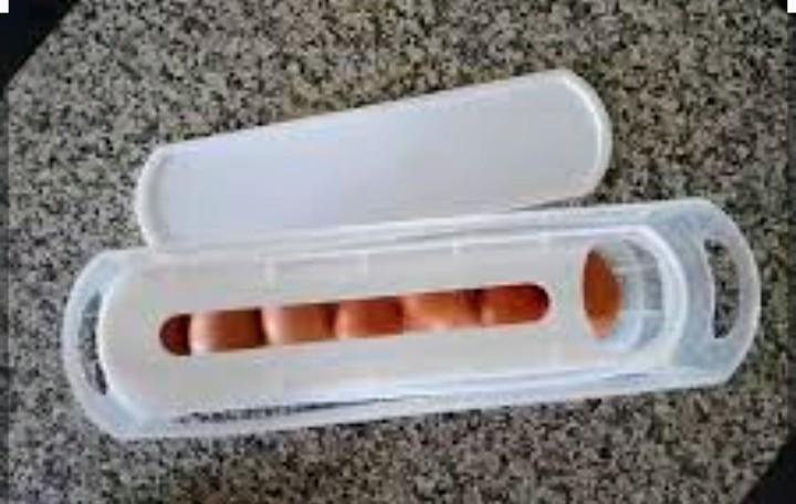 🥕Clear Plastic space saving Egg Organizer - photo 3