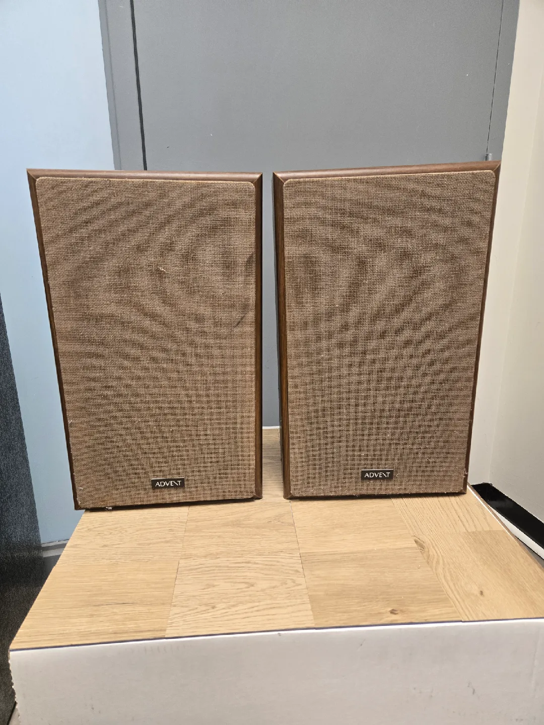 Advent 2002 Speakers - Pair