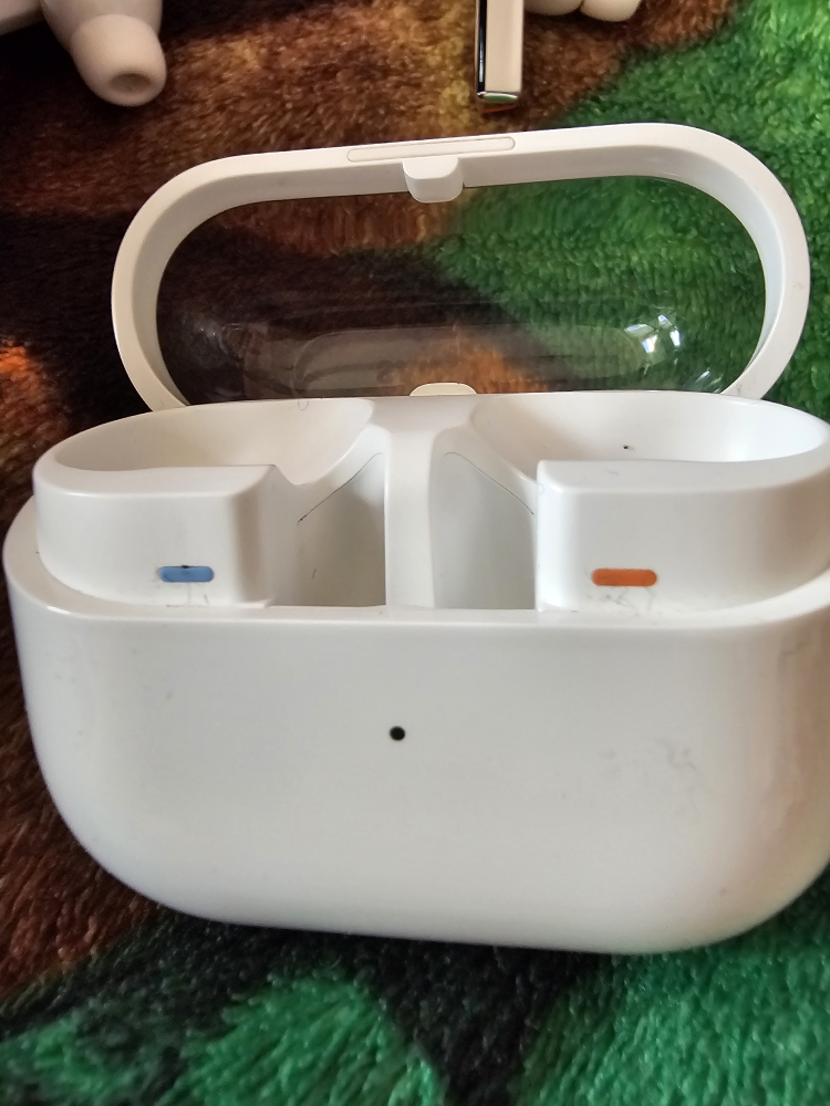 Samsung Galaxy Buds3 Pro... price is firm $200 - photo 5