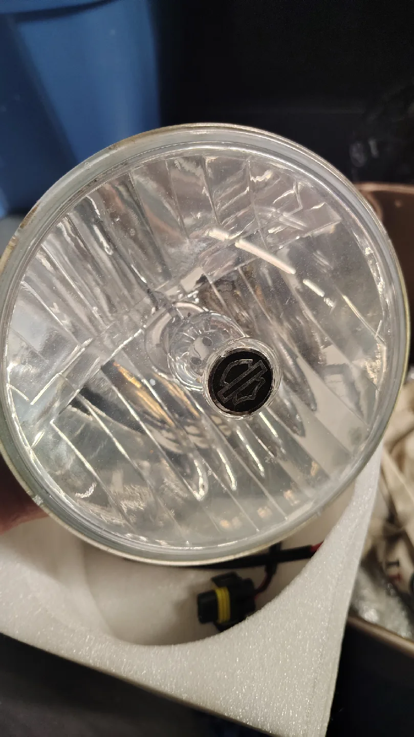 Harley Davidson Speaker, Mirrors, Foot Pegs, Headlight image indicator(4)