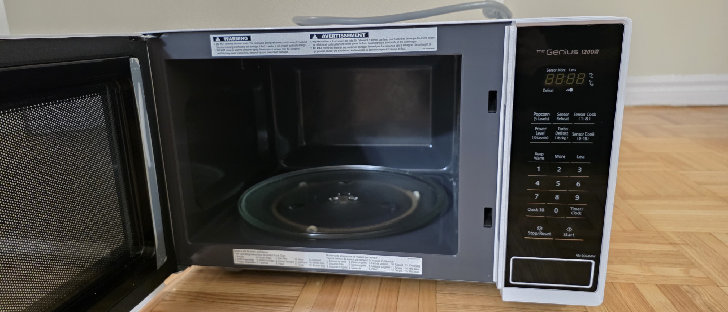 Panasonic The Genius 1200W Microwave - White - photo 4