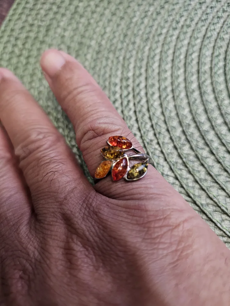 Amber Jewelry Set: Ring, Earrings & Necklace image indicator(4)