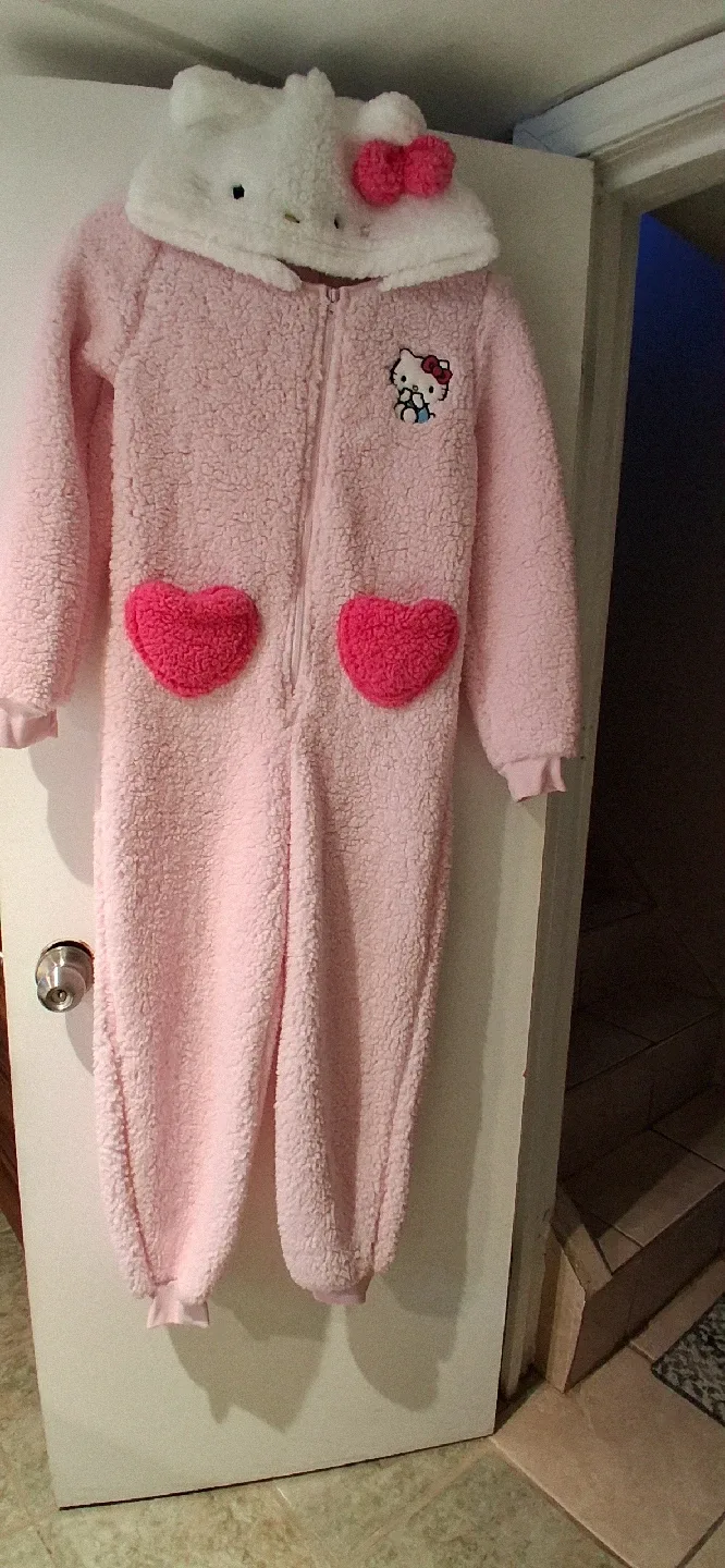 Hello Kitty Onesie  halloween costume- Size M/M (10/12) image indicator(3)