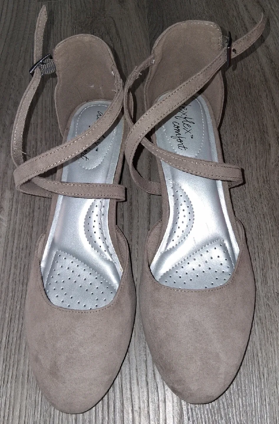 strappy short heels (size 10) thumbnail