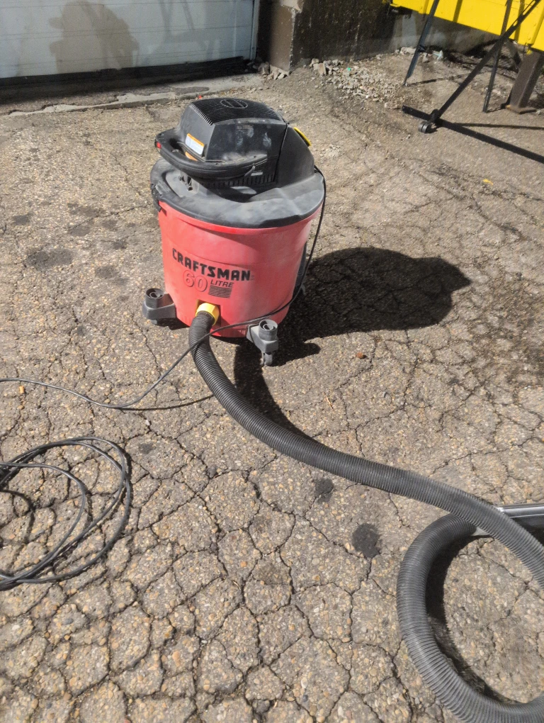 Craftsman 60 Litre Wet/Dry Vac