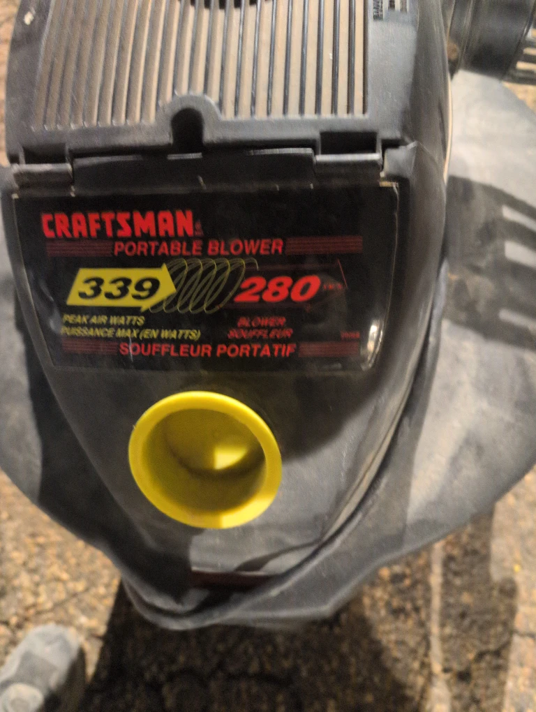 Craftsman 60 Litre Wet/Dry Vac - photo 3