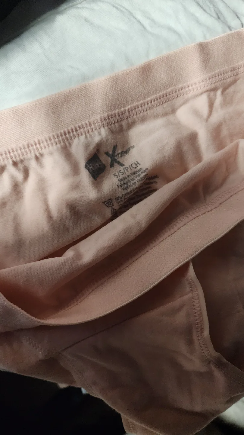 Hanes Ultimate Constant Comfort brief $10/10 pc image indicator(3)