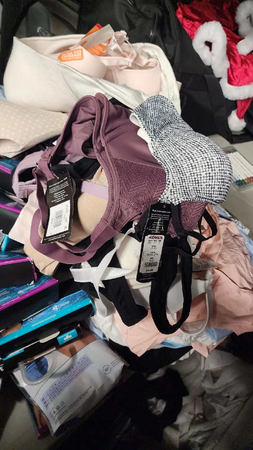 Hanes Ultimate Constant Comfort brief $10/10 pc image indicator(4)