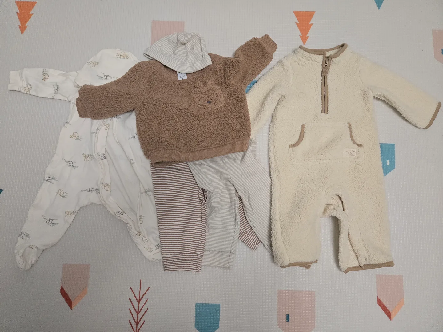 Baby Clothing Bundle - 6 months thumbnail