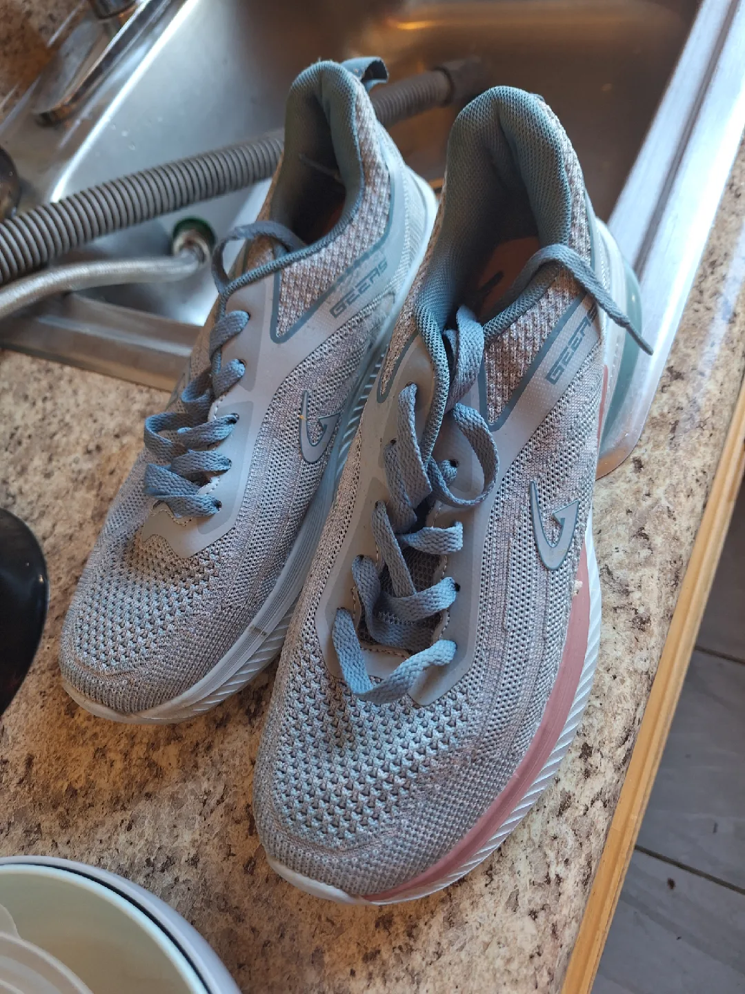 GEEERS Women's Athletic Sneakers image indicator(2)