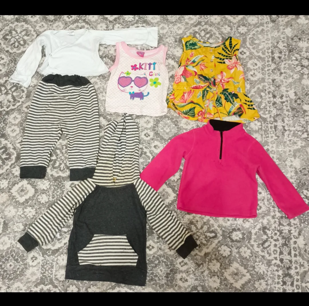 Baby Clothes Bundle 🧡 thumbnail