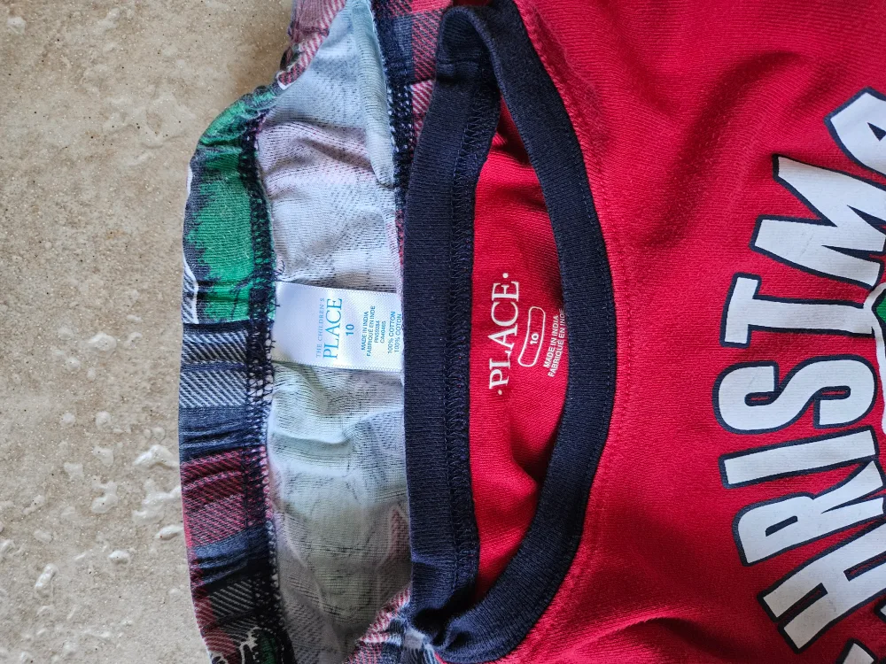 Children's Place Snug Fit Size 10 Christmas Pajamas image indicator(2)