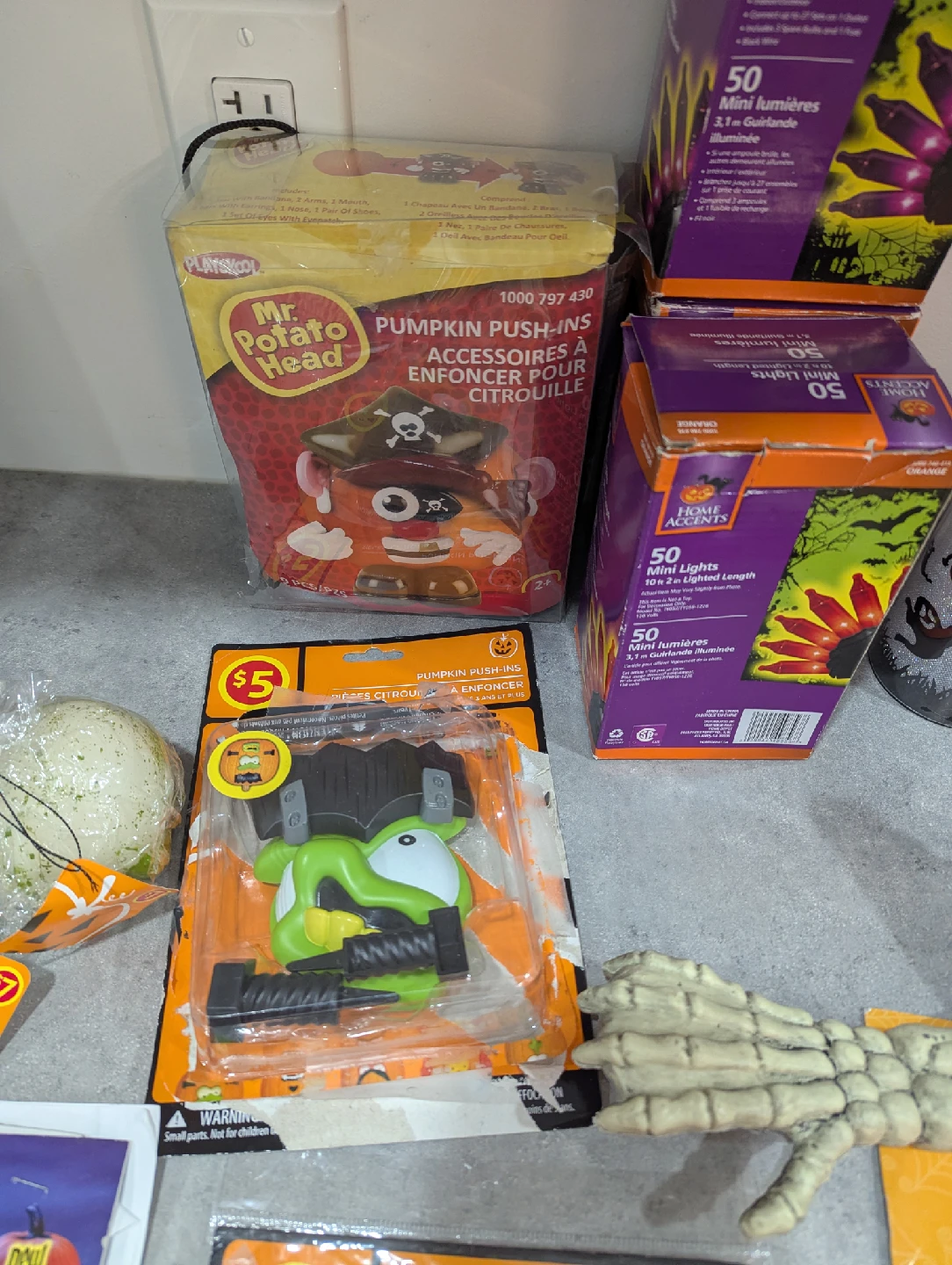 Halloween Decorations Bundle - photo 3
