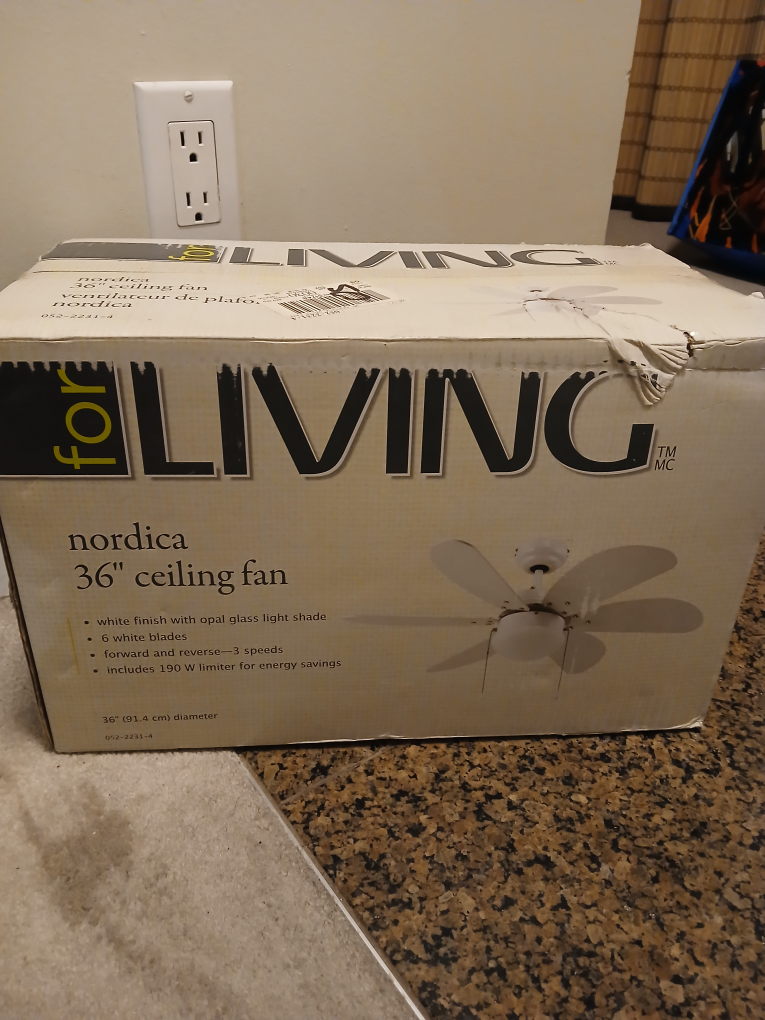 🆕️Reversible 6-Blade Ceiling Fan with Lighting - PICK UP ASAP! - photo 2