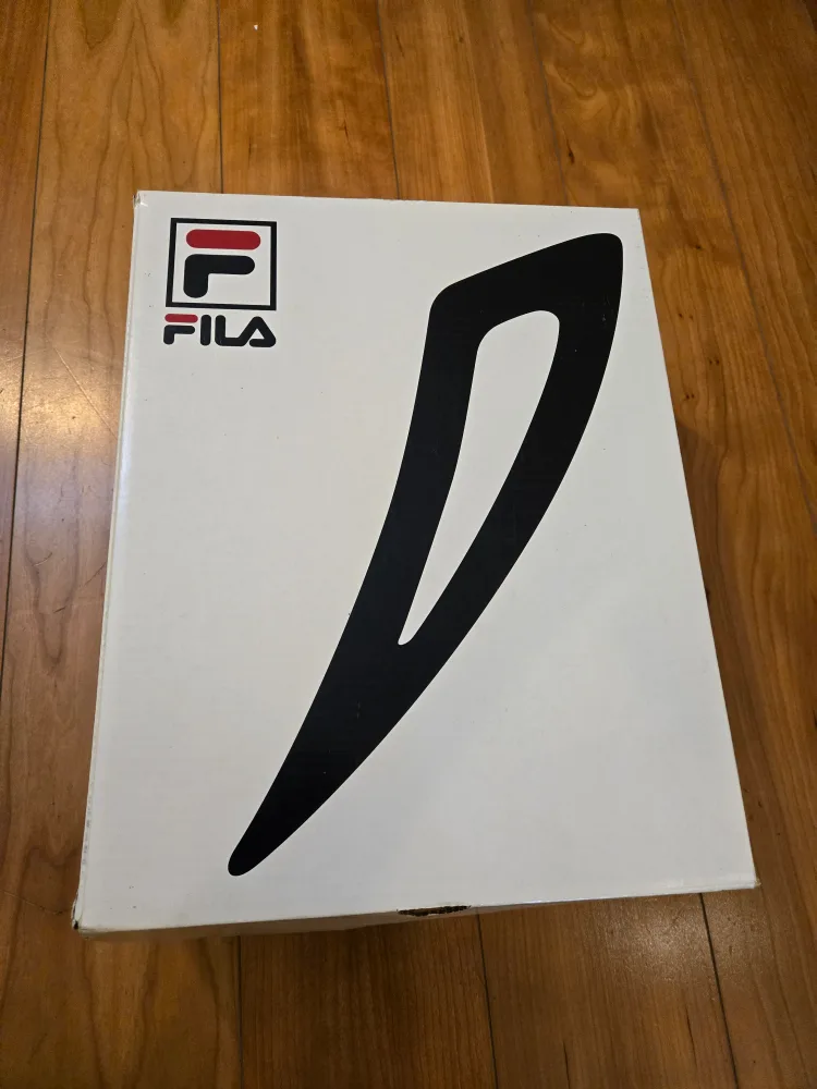 Fila - Women's Size 8 image indicator(5)