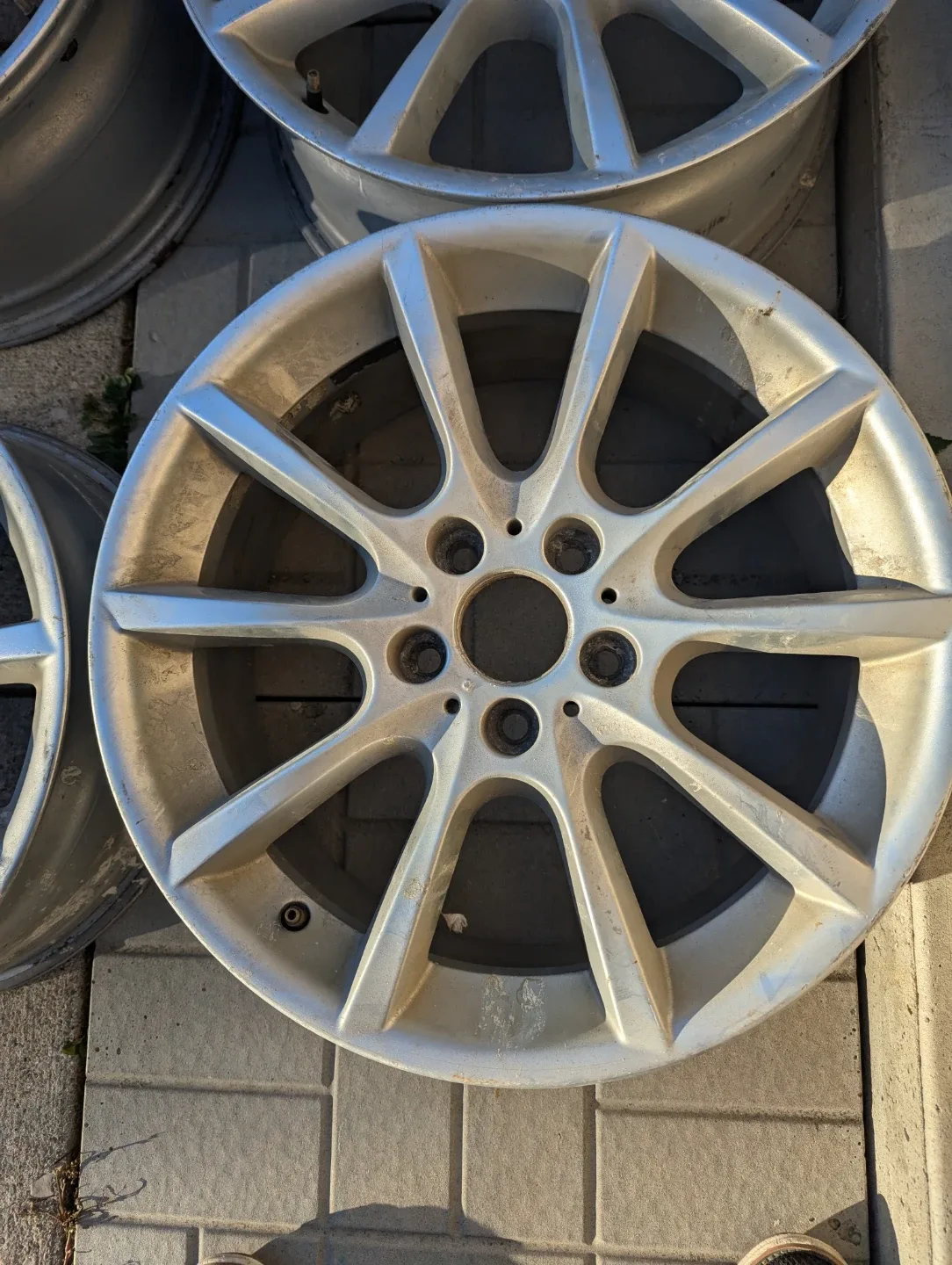 OEM BMW Rims 18x8” image indicator(2)