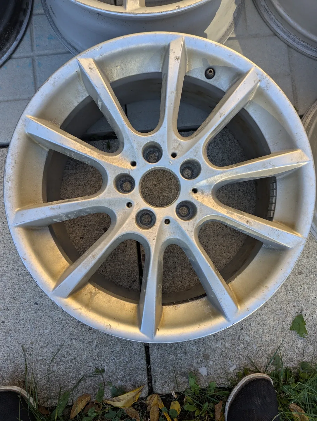 OEM BMW Rims 18x8” image indicator(4)