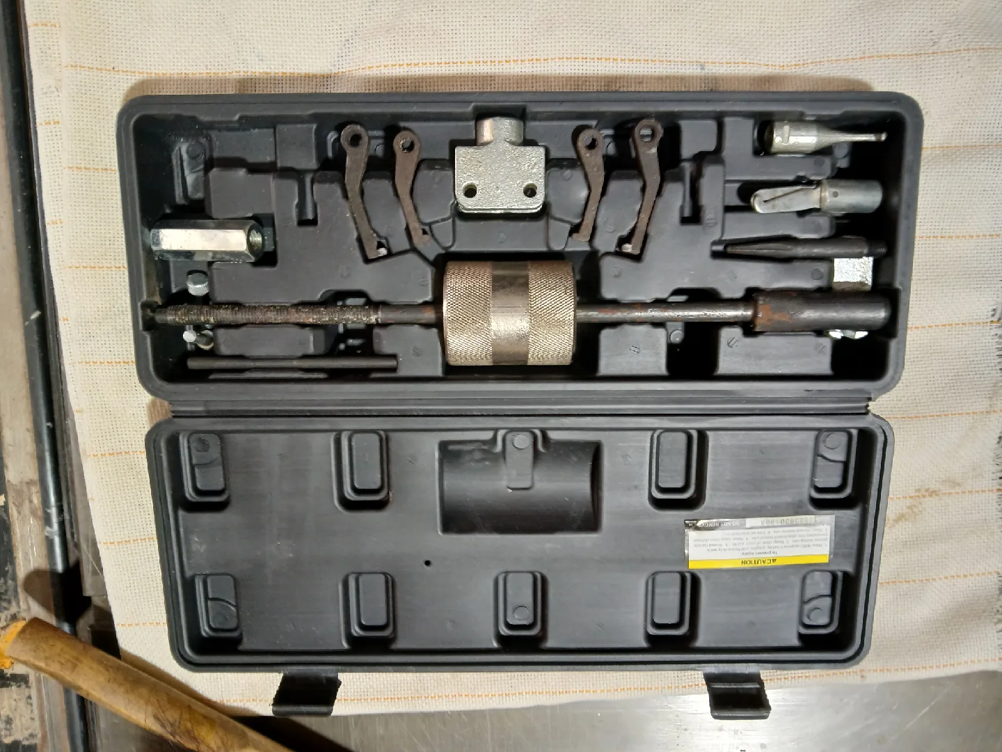 Pittsburgh Slide Hammer and Puller Set image indicator(2)