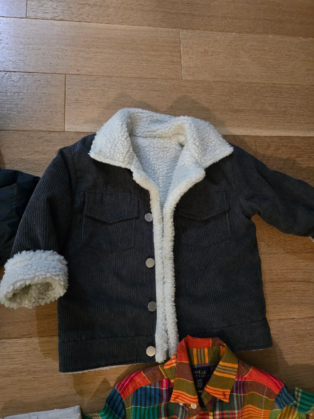 boys clothes age 4-5 and one 3 year old polo shirt. image indicator(5)