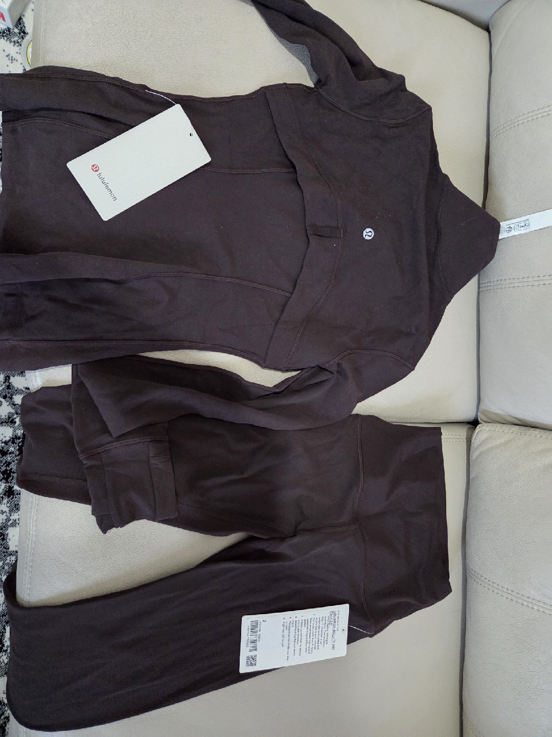 Lululemon Define Jacket & Align Leggings Set - Size 2 - photo 2