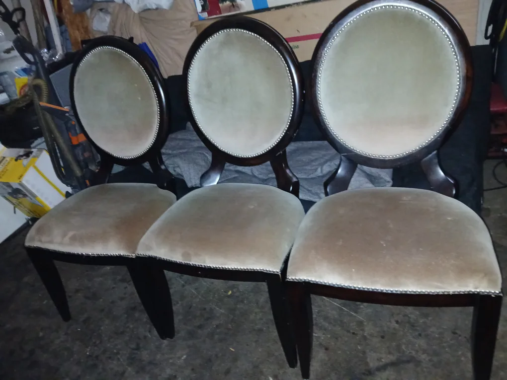 3 chears solid wood kleen thumbnail