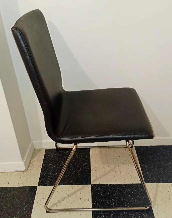 ❤‍🔥Moving Sale❤‍🔥Ikea Fredde Black Computer Desk image indicator(10)