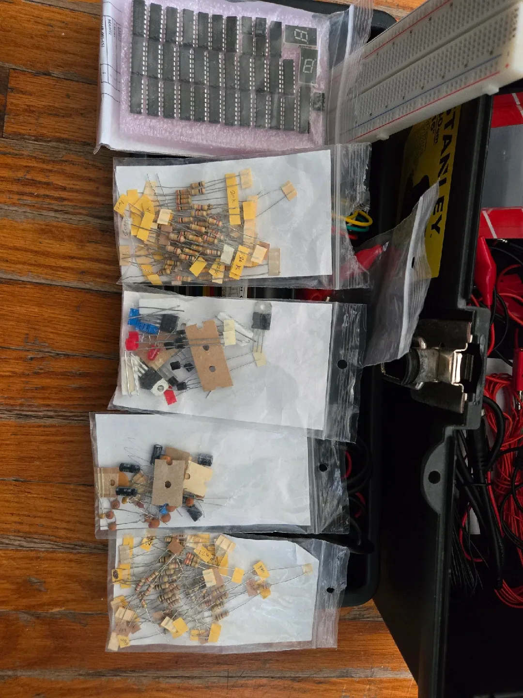 Electronics Tool Set with Stanley Tool Box image indicator(3)