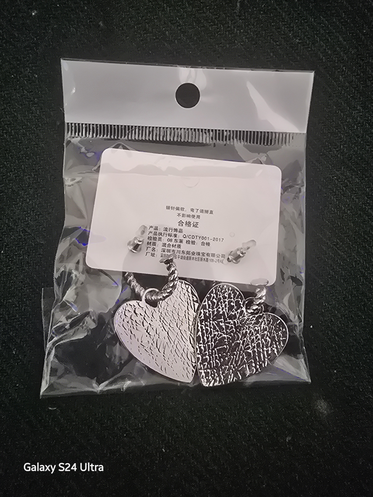 Heart Dangle Earrings - New in Package - S925 - photo 2