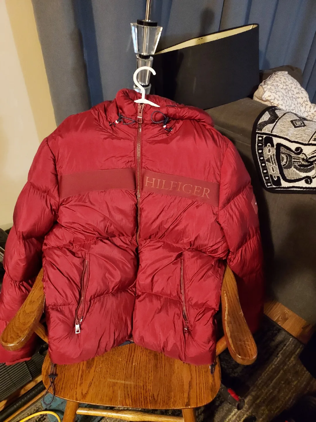 Tommy Hilfiger Red Puffer Jacket - Size L thumbnail