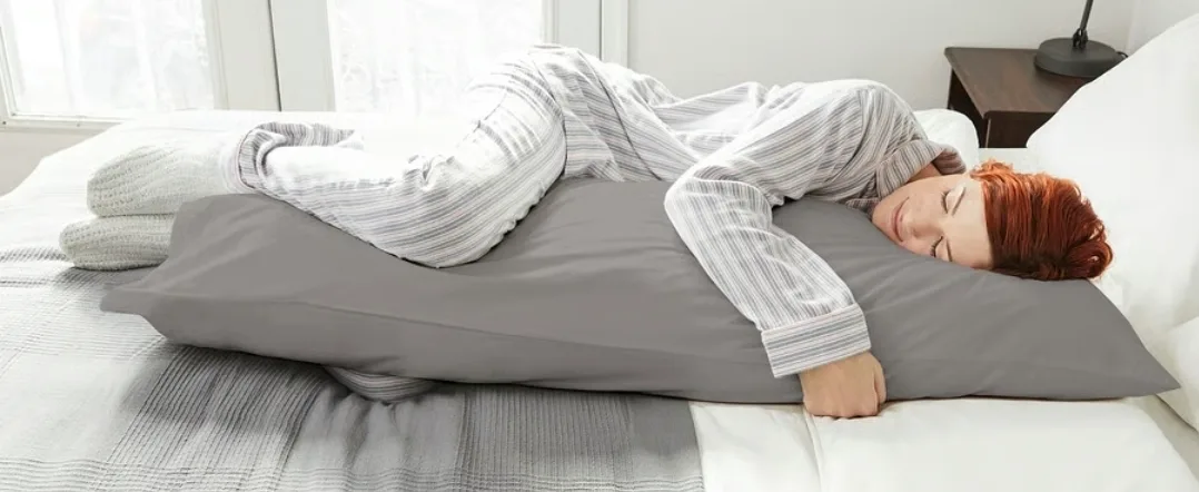 NEW IKEA Body Pillow Case - Light Gray 🤎 image indicator(2)