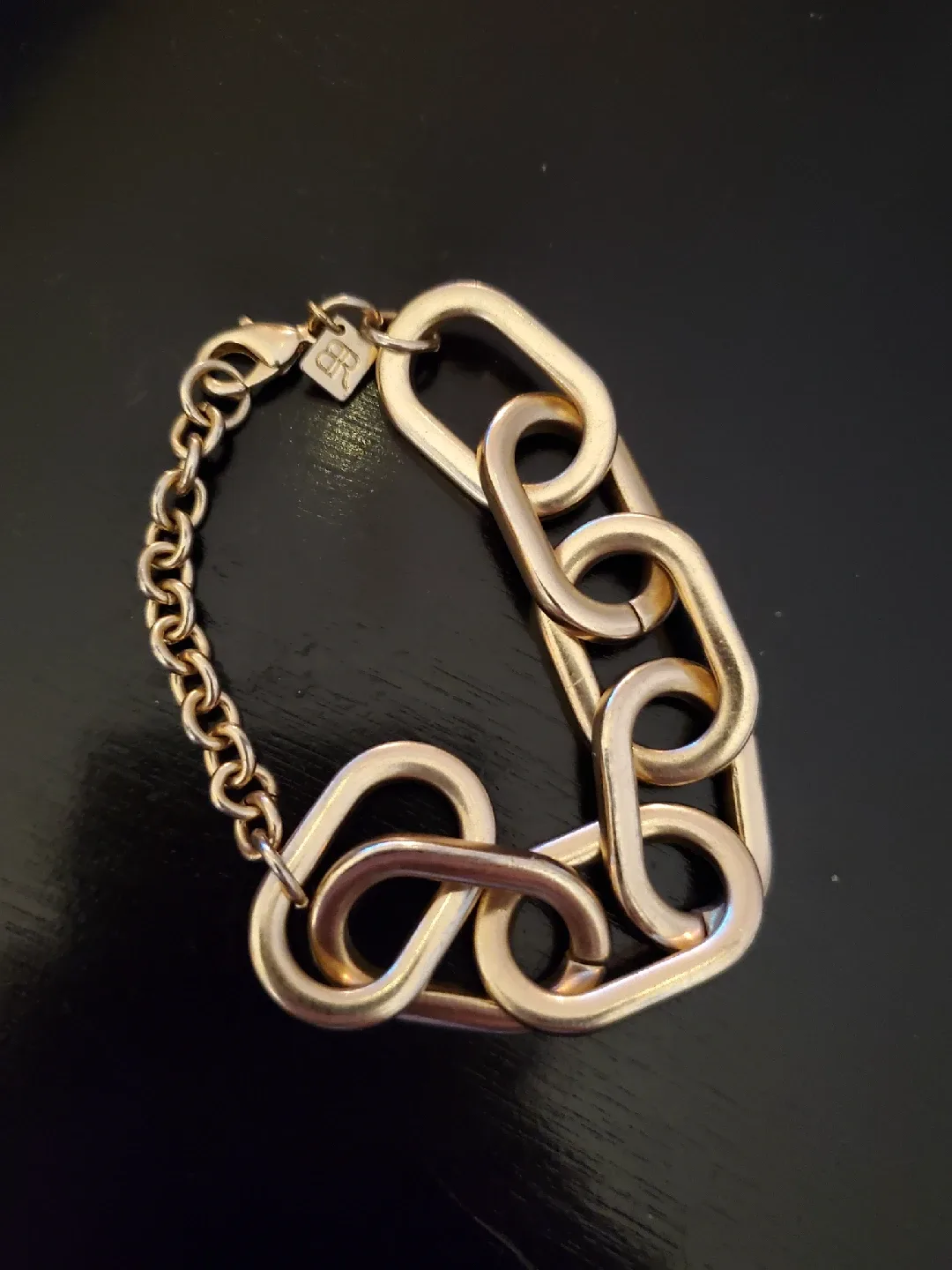 Banana Republic Gold Chain Link Bracelet image indicator(5)
