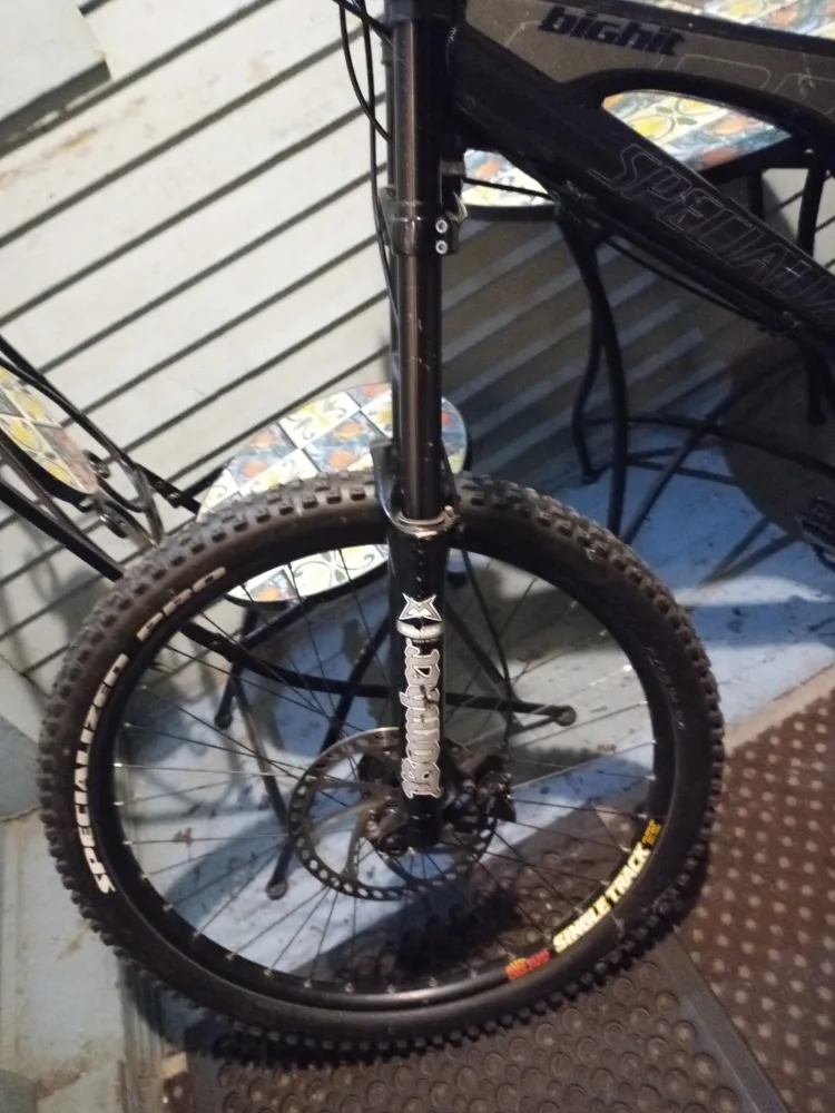 Specialized Big Hit Expert Mountain Bike image indicator(2)