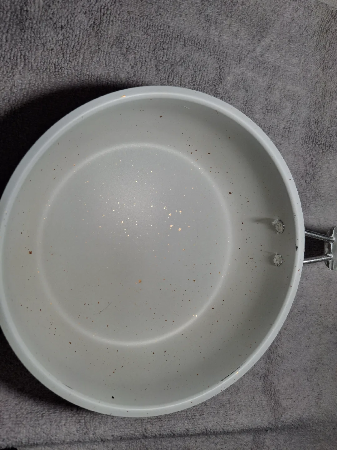 19cm Speckled White Frying Pan image indicator(2)